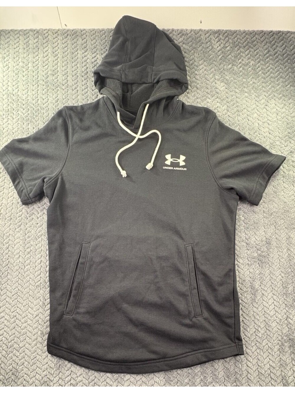 UNDER ARMOUR Mens SHORT SLEEVE HOODIE Black Small (1026)